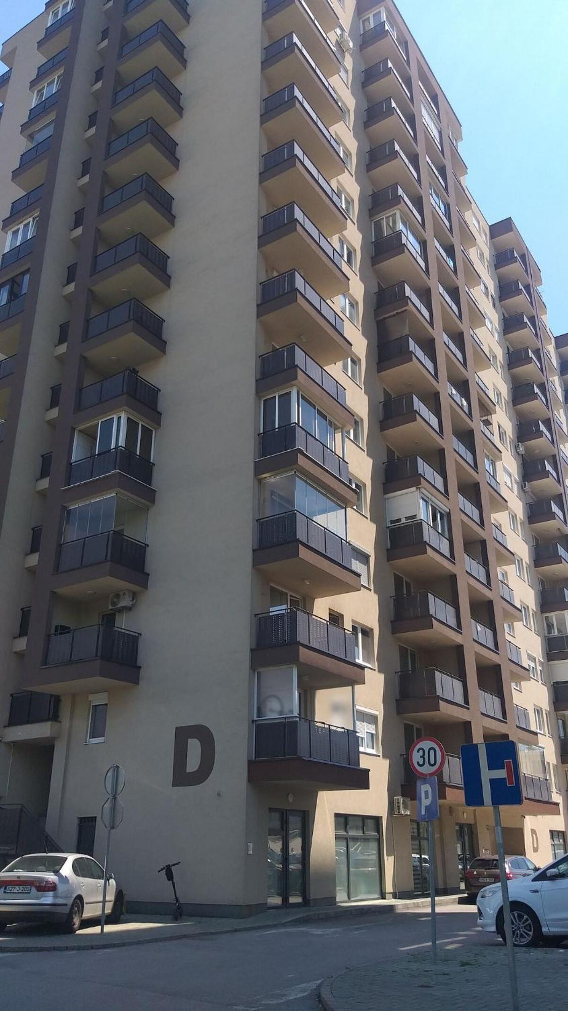 Apartment Lovely 1-bedroom Unit With Free Parking