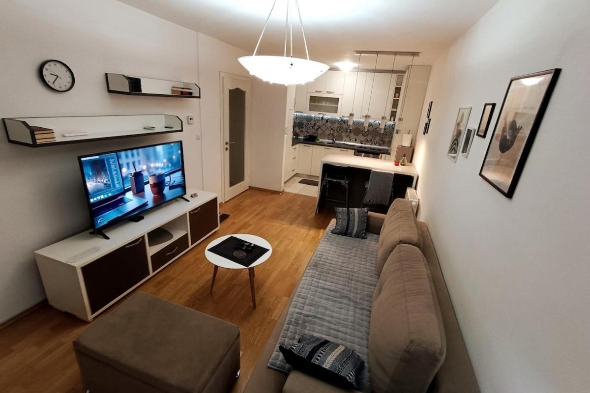 Lovely 1-bedroom Unit With Free Parking *